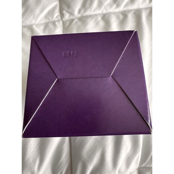 McDonald's x BTS - TINYTAN Happy Meal "V/Taehyung" (Throwback Edition) Toy - Picture 12 of 14